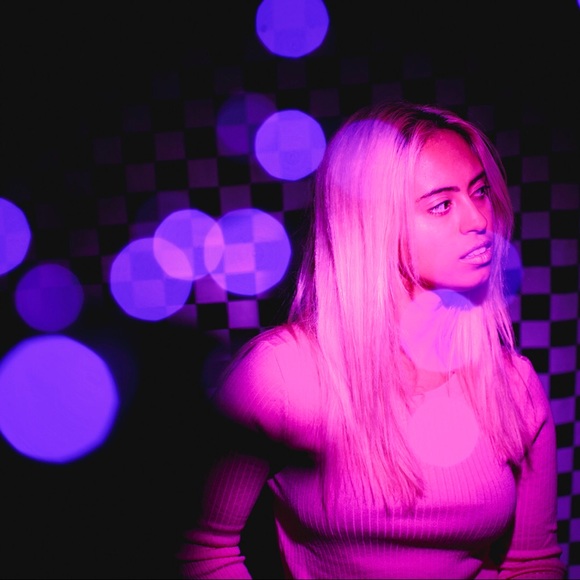 MEET YOUR SELLER ! JAMES WILDE X O - Picture 3 of 8